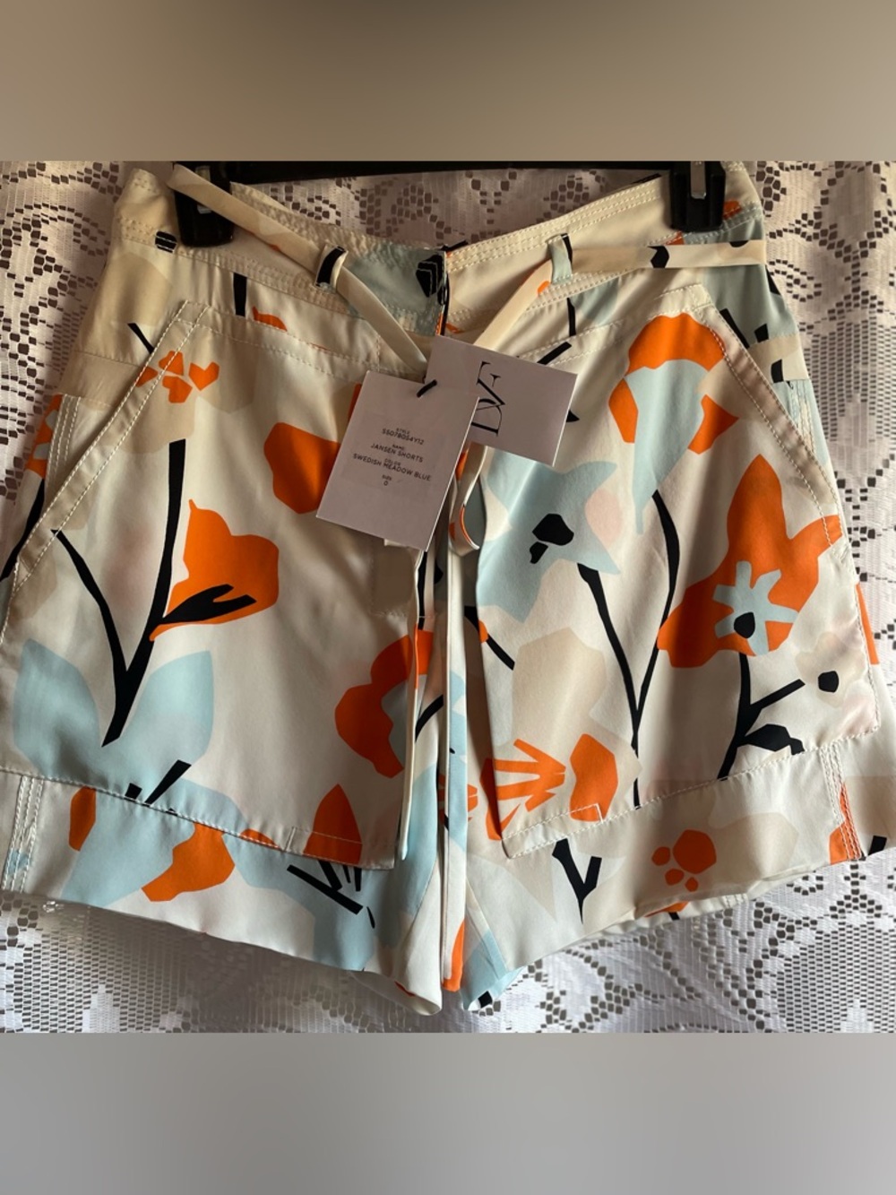DIANE VON FURSTENBERG Women’s 0 Floral Print 100% Silk Shorts Cream Orange Blue